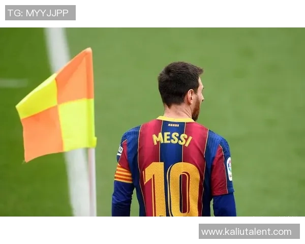 巴塞罗那欲用姆巴佩换诺坎普，引起球迷热议