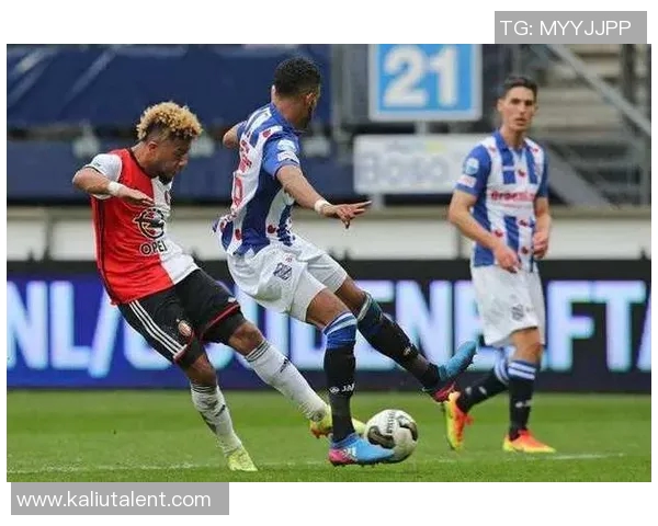 矿工队与费耶诺德的激烈对决谁能在这场较量中笑到最后 矿工队与费耶诺德的激烈对决谁能在这场较量中笑到最后