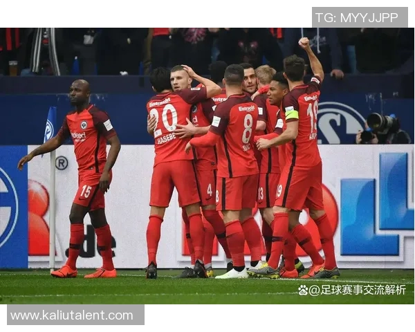 埃因霍温与多特勒支激战在即谁能在欧战中笑到最后